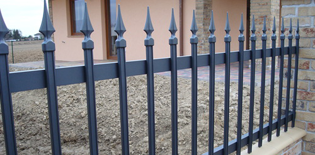 hliníkové ploty a oplocení